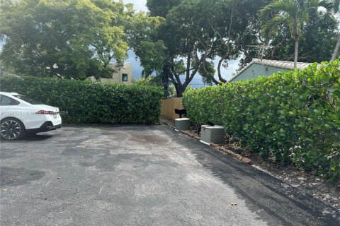 Casa en alquiler en Hollywood, Florida, 2 dormitorios, 90.58 m2 № 1947579 - foto 30