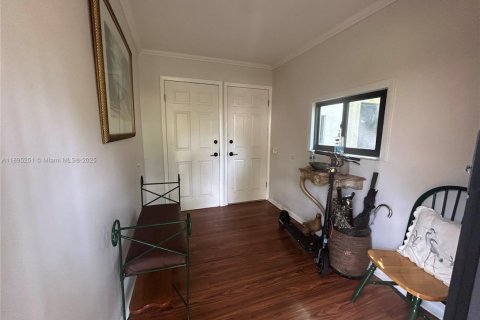 Снять в аренду виллу или дом в Холливуд, Флорида 2 спальни, 90.58м2, № 1947579 - фото 6