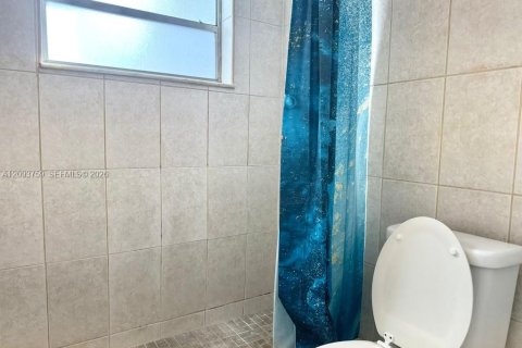 Copropriété à louer à Hialeah, Floride: 1 chambre, 55.56 m2 № 2381754 - photo 13
