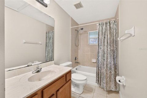 House in Summerfield, Florida 3 bedrooms, 132.2 sq.m. № 2314678 - photo 25