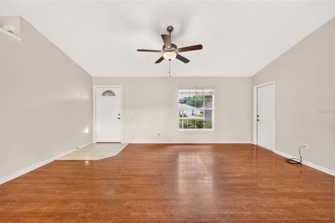 House in Summerfield, Florida 3 bedrooms, 132.2 sq.m. № 2314678 - photo 9