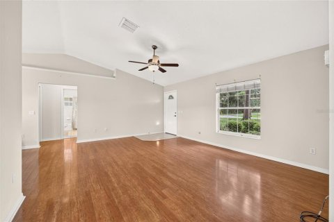 House in Summerfield, Florida 3 bedrooms, 132.2 sq.m. № 2314678 - photo 8