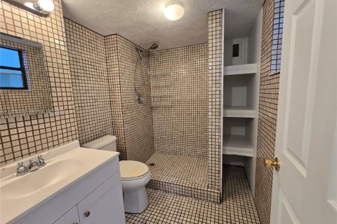 Commercial property in Stuart, Florida 138.05 sq.m. № 2041904 - photo 4