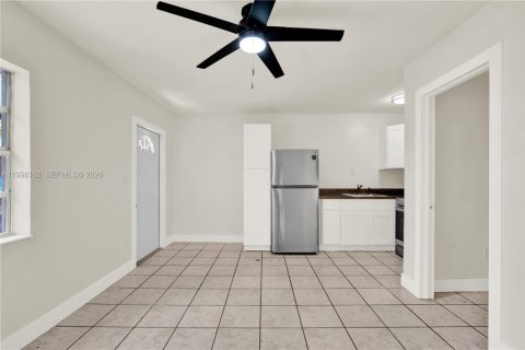 Immobilier commercial à vendre à Homestead, Floride: 90.86 m2 № 2090415 - photo 17