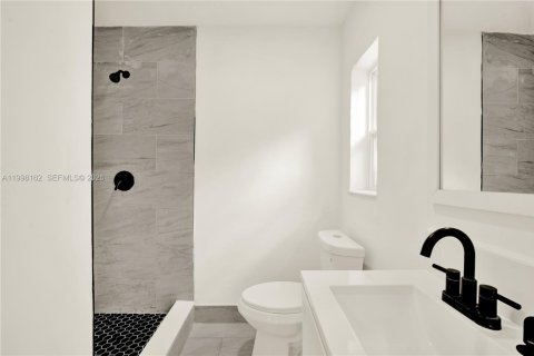 Immobilier commercial à vendre à Homestead, Floride: 90.86 m2 № 2090415 - photo 22