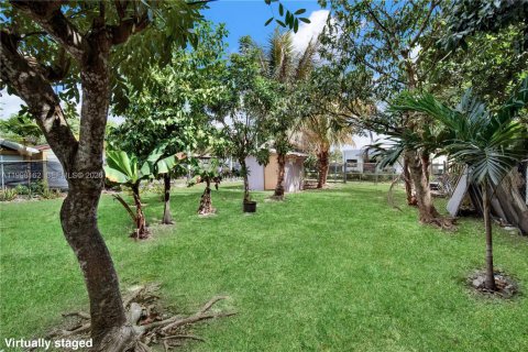 Immobilier commercial à vendre à Homestead, Floride: 90.86 m2 № 2090415 - photo 28