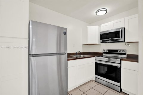 Immobilier commercial à vendre à Homestead, Floride: 90.86 m2 № 2090415 - photo 19