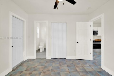 Immobilier commercial à vendre à Homestead, Floride: 90.86 m2 № 2090415 - photo 12