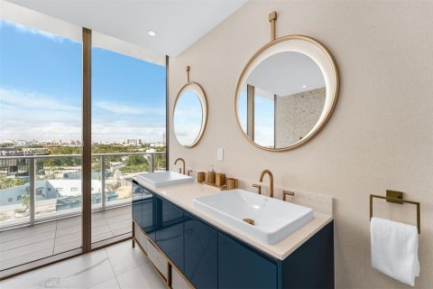 Condo in Miami, Florida, 3 bedrooms № 1996626 - photo 27