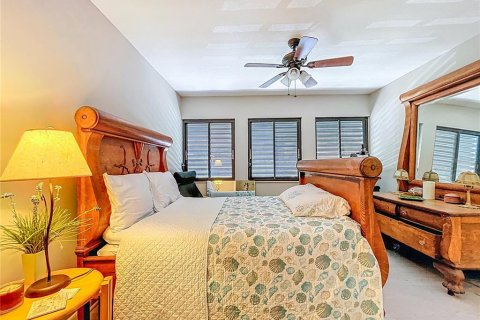 Condo in Tarpon Springs, Florida, 2 bedrooms  № 1856687 - photo 27