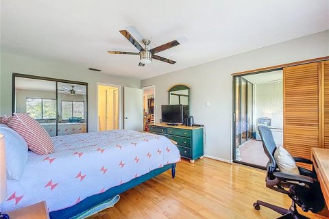 Condo in Tarpon Springs, Florida, 2 bedrooms  № 1856687 - photo 21