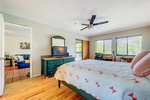 Condo in Tarpon Springs, Florida, 2 bedrooms  № 1856687 - photo 19