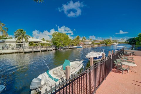 Condo in North Miami Beach, Florida, 1 bedroom  № 1868054 - photo 20
