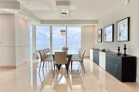 Copropriété à vendre à Hollywood, Floride: 4 chambres, 301 m2 № 1882299 - photo 10