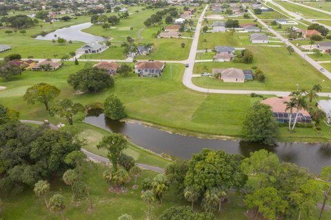 Land in Cape Coral, Florida № 1724547 - photo 13