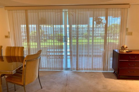 Condo in Deerfield Beach, Florida, 2 bedrooms  № 2248166 - photo 20