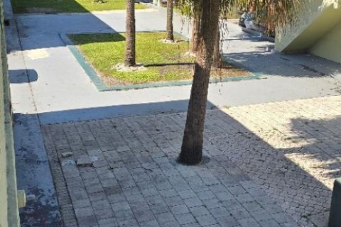 Appartement à louer à Miami Gardens, Floride: 2 chambres, 88.26 m2 № 2178476 - photo 4