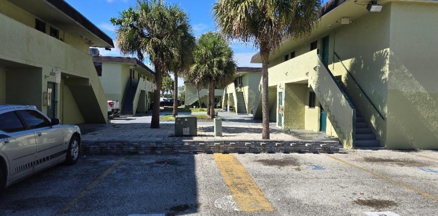 Appartement à Miami Gardens, Floride 2 chambres, 88.26 m2 № 2178476