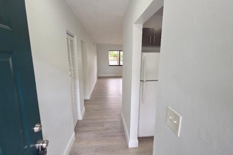Appartement à louer à Miami Gardens, Floride: 2 chambres, 88.26 m2 № 2178476 - photo 7
