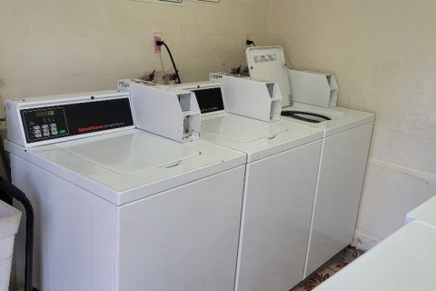 Appartement à louer à Miami Gardens, Floride: 2 chambres, 88.26 m2 № 2178476 - photo 16