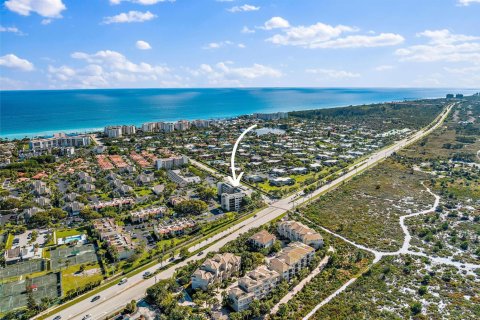 Condo in Jupiter, Florida, 2 bedrooms  № 2319428 - photo 24