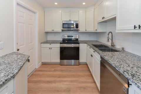 Condo in Jupiter, Florida, 2 bedrooms  № 2319428 - photo 8