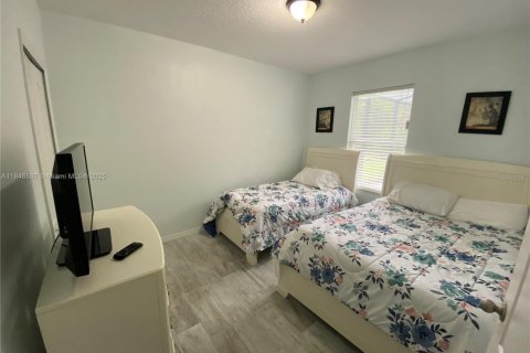 House in Kissimmee, Florida 5 bedrooms № 1850563 - photo 22
