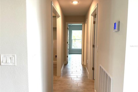 House in Port Charlotte, Florida 4 bedrooms, 210.42 sq.m. № 1514035 - photo 17