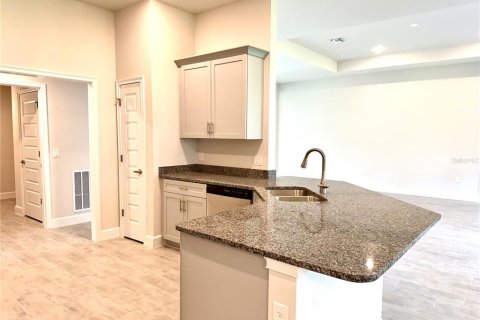 Villa ou maison à vendre à Port Charlotte, Floride: 4 chambres, 210.42 m2 № 1514035 - photo 12