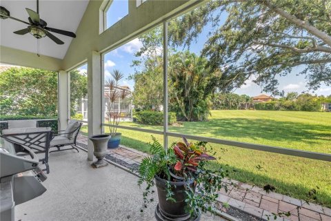 House in Seminole, Florida 4 bedrooms, 269.42 sq.m. № 1849969 - photo 23