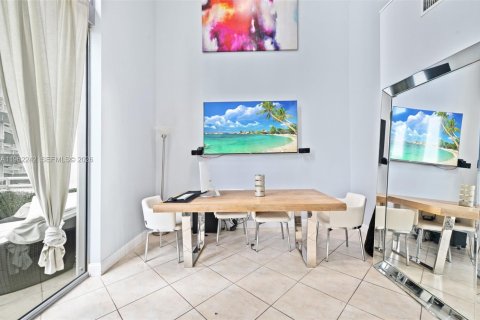 Купить кондоминиум в Майами, Флорида 1 спальня, 92.9м2, № 2025831 - фото 14