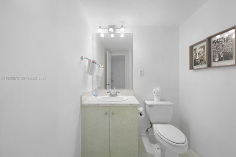 Copropriété à louer à Sunny Isles Beach, Floride: 1 chambre № 1991634 - photo 15