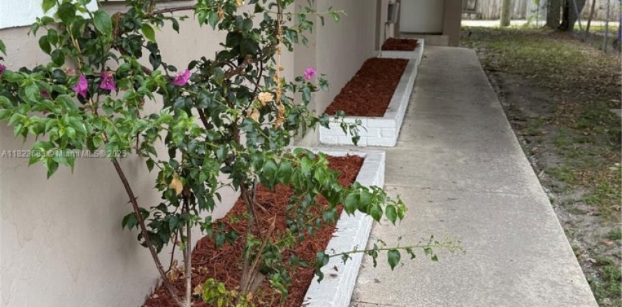 Appartement à North Miami Beach, Floride 2 chambres, 102.19 m2 № 1788573
