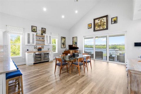 Villa ou maison à vendre à Tarpon Springs, Floride: 3 chambres, 229.19 m2 № 2399179 - photo 26