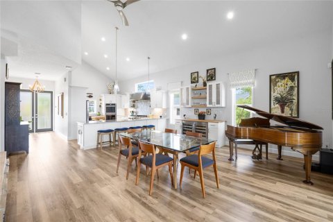 Villa ou maison à vendre à Tarpon Springs, Floride: 3 chambres, 229.19 m2 № 2399179 - photo 27