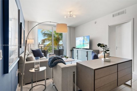 Condominio en venta en Fort Lauderdale, Florida, 2 dormitorios, 119.29 m2 № 1867199 - foto 8