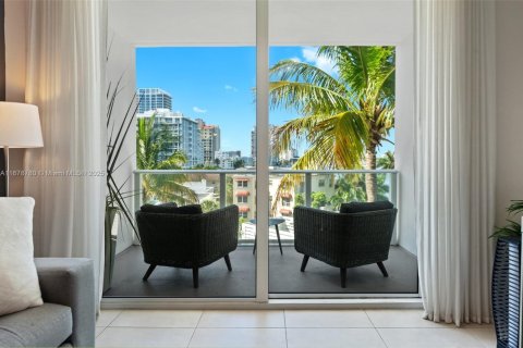 Condominio en venta en Fort Lauderdale, Florida, 2 dormitorios, 119.29 m2 № 1867199 - foto 10