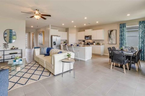 House in Parrish, Florida 4 bedrooms, 189.99 sq.m. № 1630981 - photo 12
