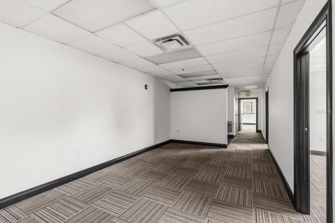 Commercial property in Casselberry, Florida 148.64 sq.m. № 2111677 - photo 28