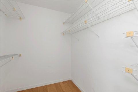Купить кондоминиум в Палм-Харбор, Флорида 8 комнат, 99.41м2, № 2151507 - фото 13