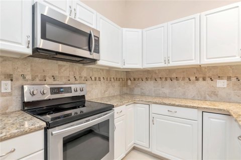 Купить кондоминиум в Палм-Харбор, Флорида 8 комнат, 99.41м2, № 2151507 - фото 8