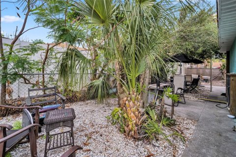 Propiedad comercial en venta en Clearwater, Florida, 181.07 m2 № 1732978 - foto 3