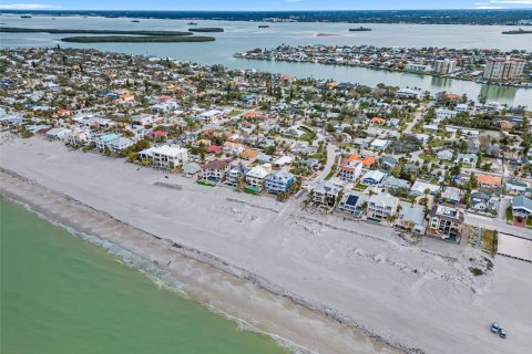 Propiedad comercial en venta en Clearwater, Florida, 181.07 m2 № 1732978 - foto 15