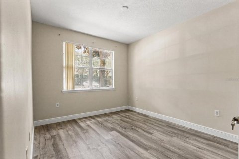 Condo in Orlando, Florida, 3 bedrooms  № 2379691 - photo 8
