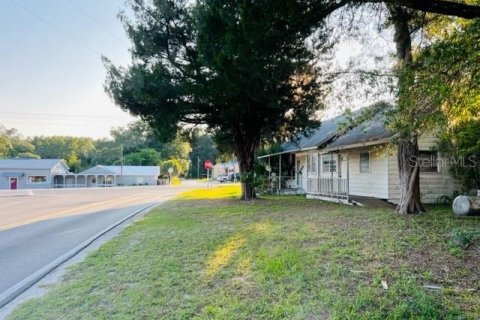 Commercial property in Bell, Florida 154.22 sq.m. № 1616638 - photo 1