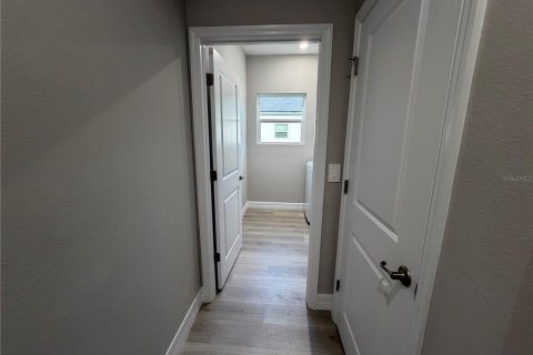 Villa ou maison à louer à Palm Bay, Floride: 4 chambres, 194.35 m2 № 2167051 - photo 25