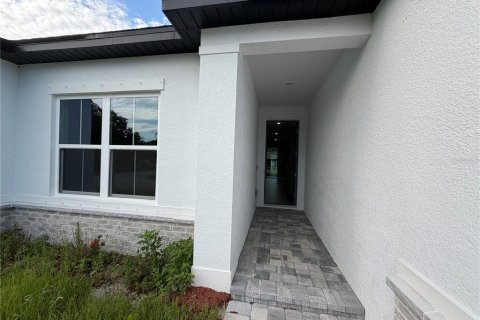 Villa ou maison à louer à Palm Bay, Floride: 4 chambres, 194.35 m2 № 2167051 - photo 2