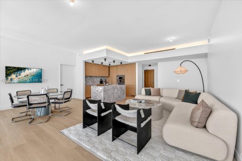 Condominio en venta en Miami Beach, Florida, 3 dormitorios, 182.92 m2 № 2034492 - foto 5