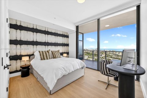 Condominio en venta en Miami Beach, Florida, 3 dormitorios, 182.92 m2 № 2034492 - foto 15