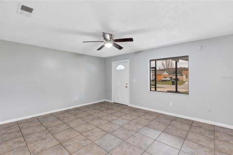 Villa ou maison à vendre à Orlando, Floride: 3 chambres, 149.85 m2 № 2386753 - photo 7